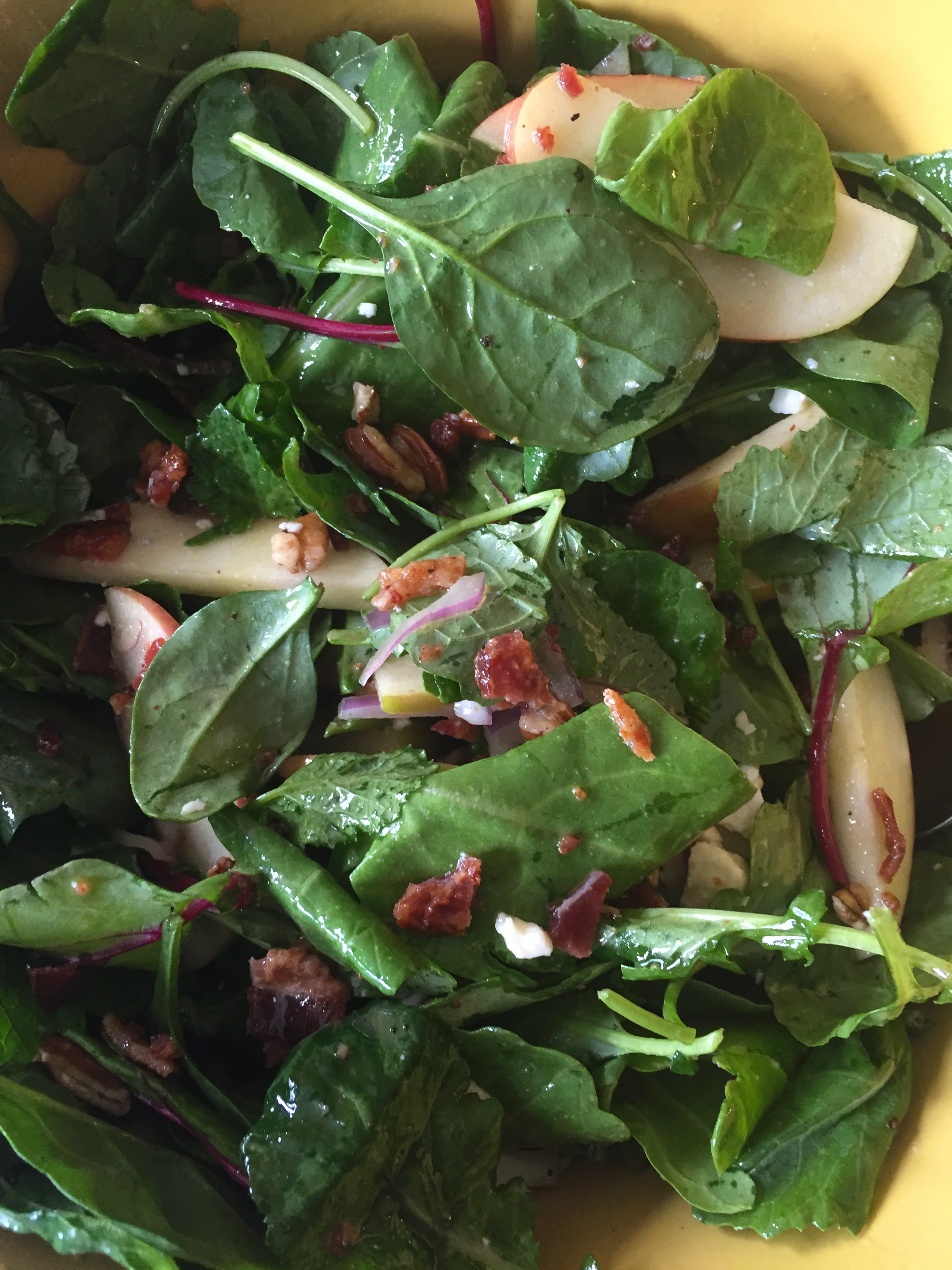 Spinach Apple Salad with Maple Vinaigrette